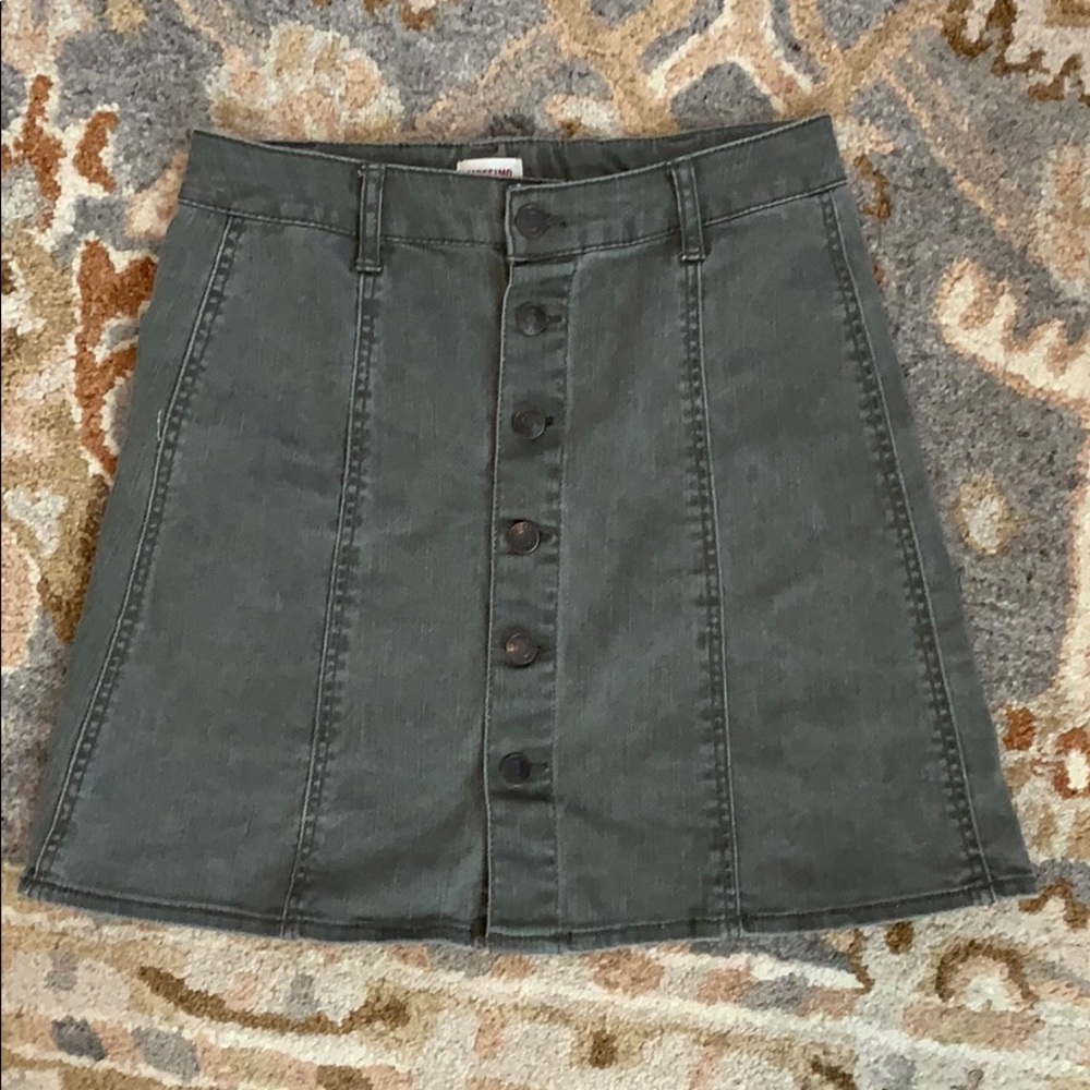 Olive button-front mini - Picture 2 of 4